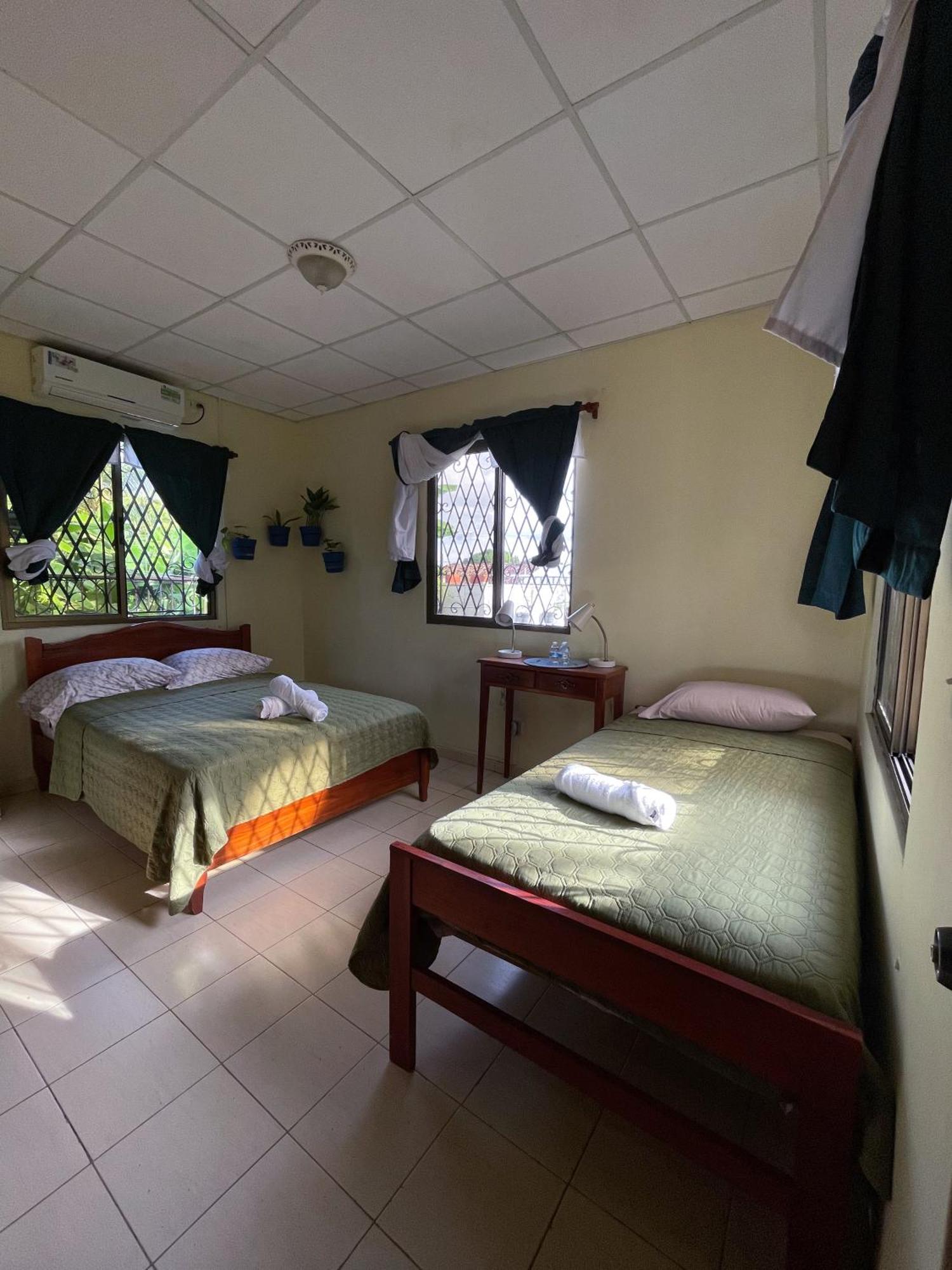 Hostel Kimmell / Hostal Familiar La Casita De Los Kimmell Las Tablas Kültér fotó